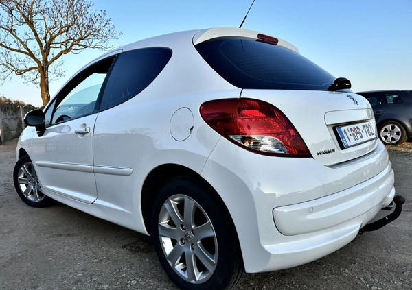 Peugeot 207 cena 12900 przebieg: 214000, rok produkcji 2010 z Biecz małe 466